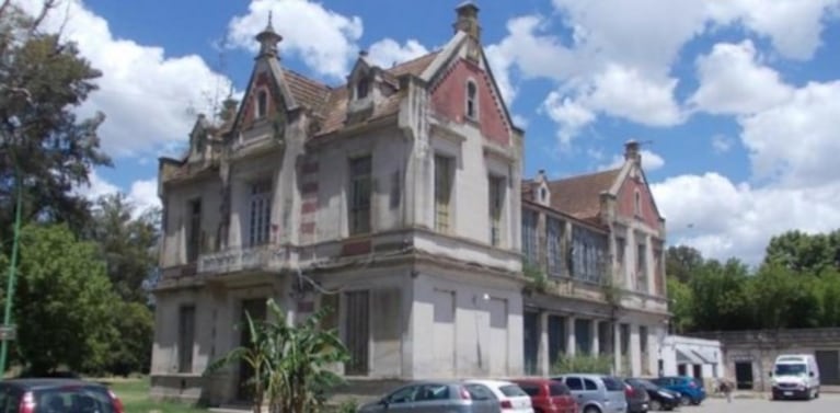 El adolescente quedó internado en terapia intensiva pediátrica del Hospital Vicente López y Planes y su diagnóstico es reservado. (Foto: gentileza La Posta Noticias.)