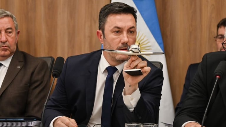 El ministro de Defensa de la Nación, Luis Petri, expuso los principales lineamientos de su gestión en la Cámara de Diputados. (Foto: X/Luis Petri).