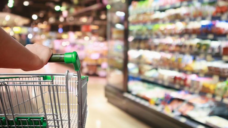 Supermercados cambian horario de atención por el feriado: cuándo abren hoy, miércoles 2 de abril (Foto: Adobe Stock).